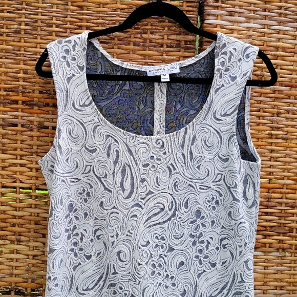 Andria Leiu Sheath and Bolero - Picture 16 of 16